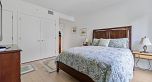 310 1571 W 57th Avenue