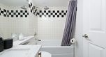 1703 63 Keefer Place