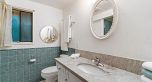4262 Yuculta Crescent