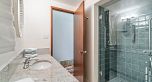 4262 Yuculta Crescent