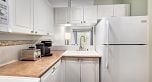 PH2 5788 Vine Street