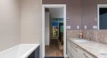 1606 288 W 1st Avenue