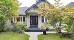 3238 W King Edward Avenue