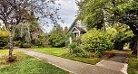 96 W 40th Avenue