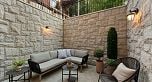 993 Broughton Street