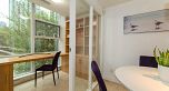 305 638 Beach Crescent