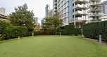 305 638 Beach Crescent