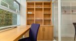 305 638 Beach Crescent