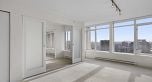 2613 610 Granville Street