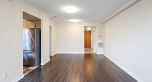 905 63 Keefer Place