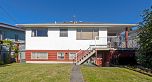 2716 E 49th Avenue