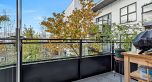 329 1588 E Hastings Street