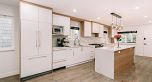 5885 Sherbrooke Street