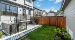 2 2658 Dundas Street