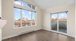 417 7089 Mont Royal Square