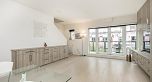 2 589 W King Edward Avenue
