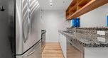 1805 928 Richards Street