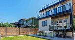 2111 E 46th Avenue