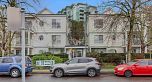 64 2727 E Kent Avenue North
