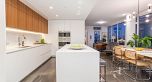 2004 885 Cambie Street