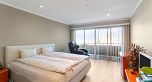 1028 W 51st Avenue