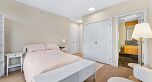 TH 16 6063 Iona Drive
