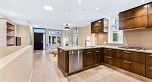 TH 16 6063 Iona Drive