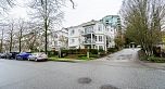 74 2733 E Kent Avenue North