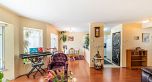 301 2677 E Broadway