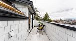 2 2837 Oliver Crescent