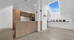 3 829 Keefer Street