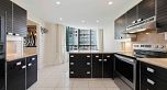 1602 738 Broughton Street