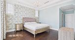 738 W 54th Avenue