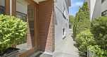 8 2255 W 40th Avenue