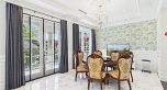 738 W 54th Avenue