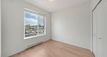 329 2239 Kingsway