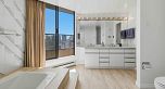 1602 738 Broughton Street