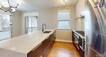 403 985 W 10th Avenue