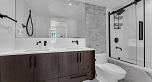 PH2502 999 Seymour Street