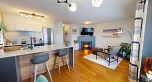 403 985 W 10th Avenue