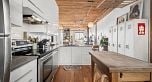321 2556 E Hastings Street