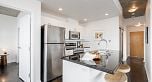 804 919 Station Street