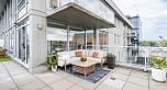804 919 Station Street