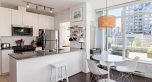 402 480 Robson Street