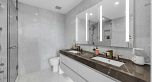 1906 7433 Cambie Street