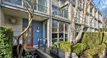 TH105 638 Beach Crescent