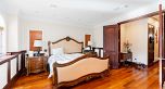 2502 W 36th Avenue