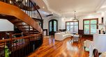 2502 W 36th Avenue