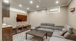 66 W 44th Avenue