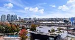 1102 58 Keefer Place